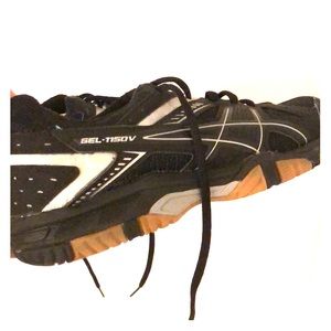ASICS Gel 1150-V Volleyball shoes